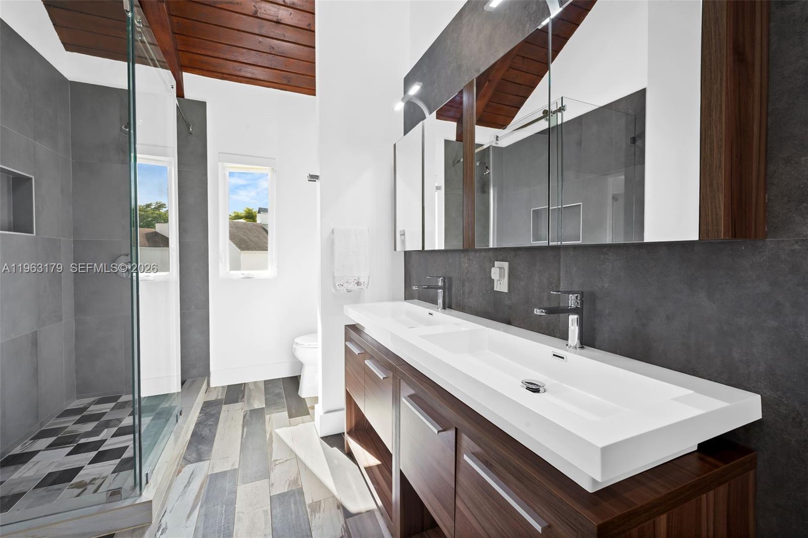 OAK HAVEN SEC 2 - Residential