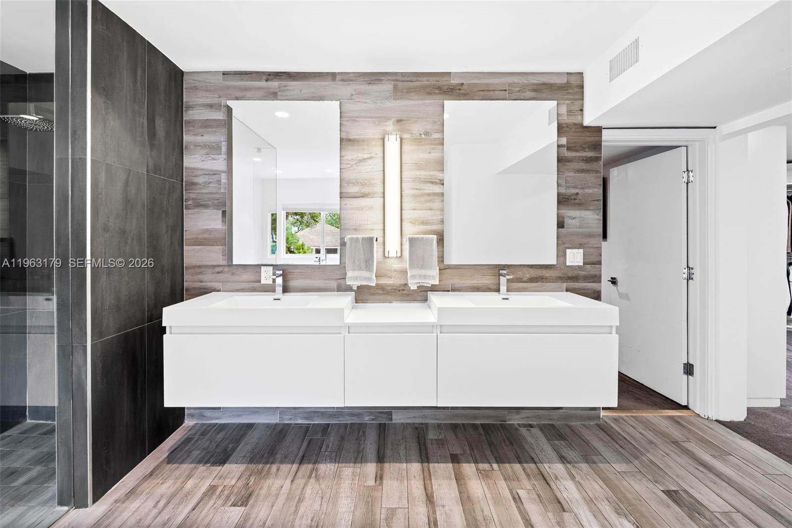 OAK HAVEN SEC 2 - Residential