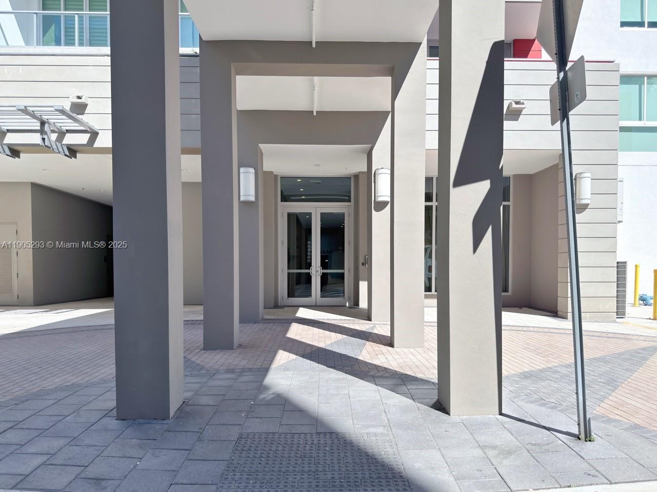 GRAND BAY COMMONS SOUTH - Residential