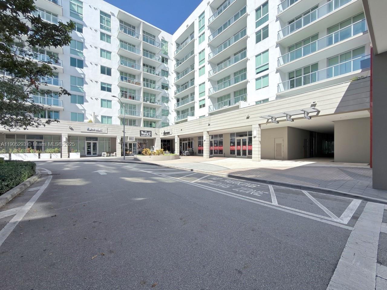 GRAND BAY COMMONS SOUTH - Residential