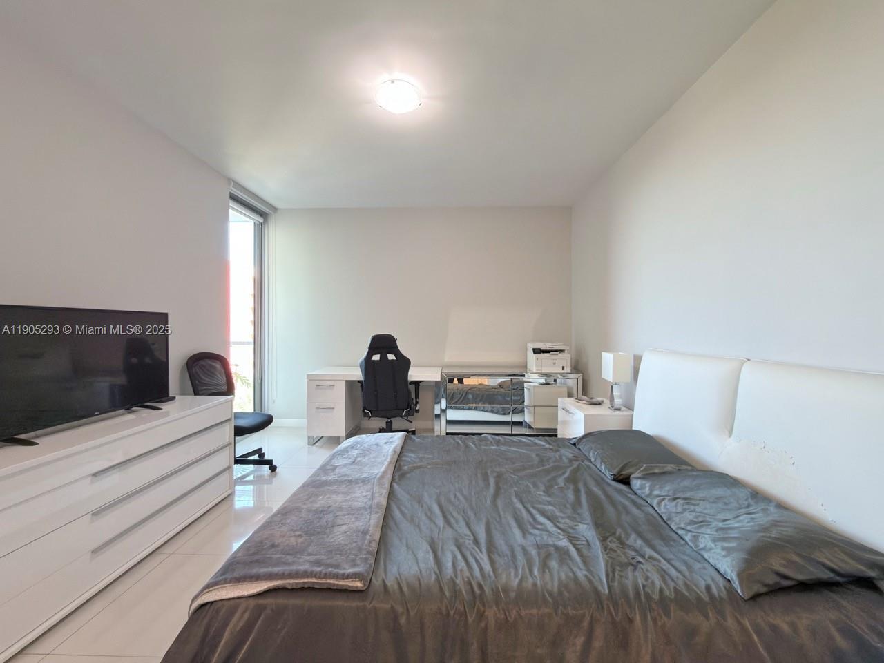 GRAND BAY COMMONS SOUTH - Residential