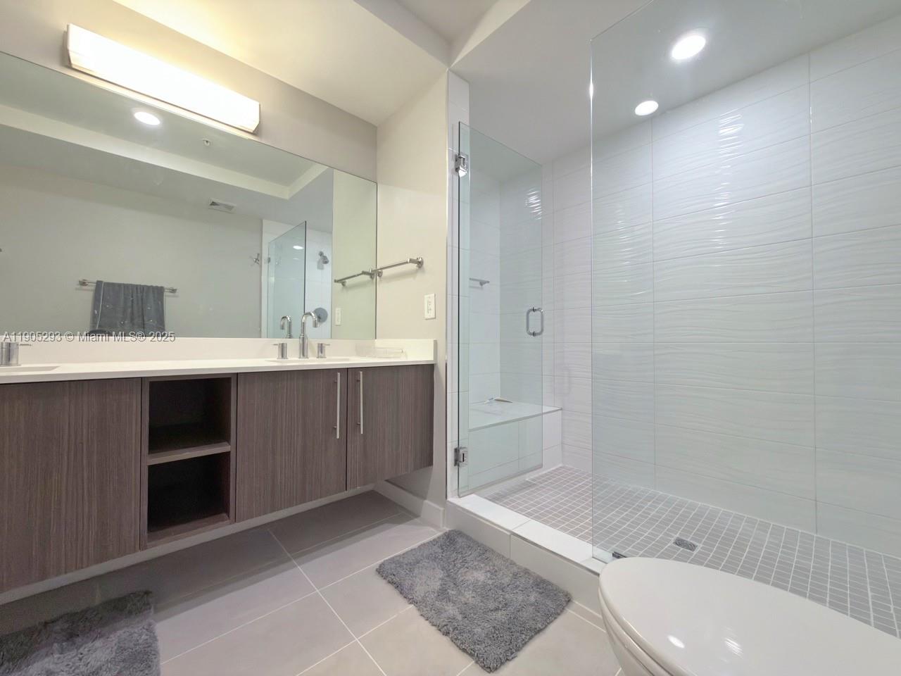 GRAND BAY COMMONS SOUTH - Residential