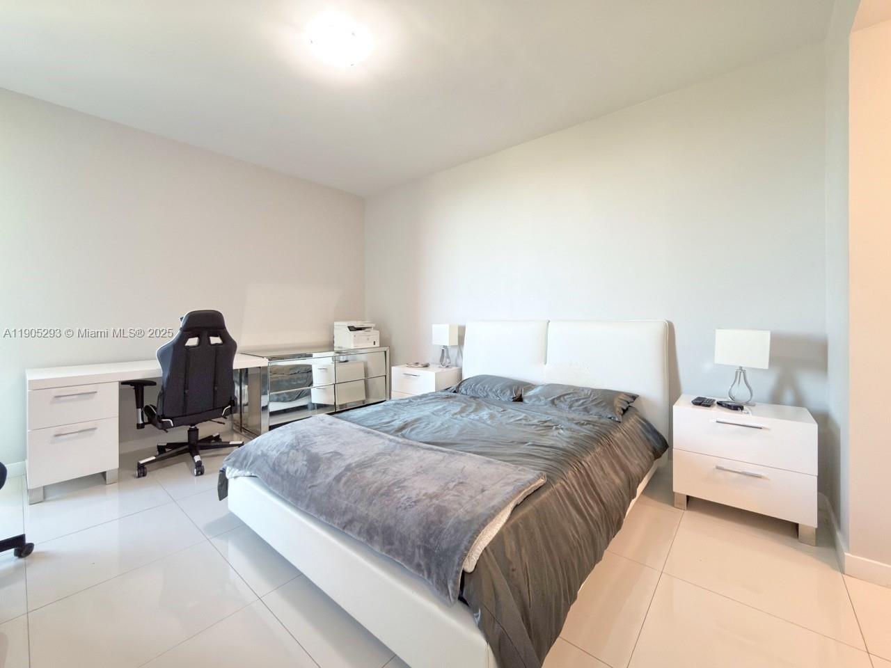 GRAND BAY COMMONS SOUTH - Residential