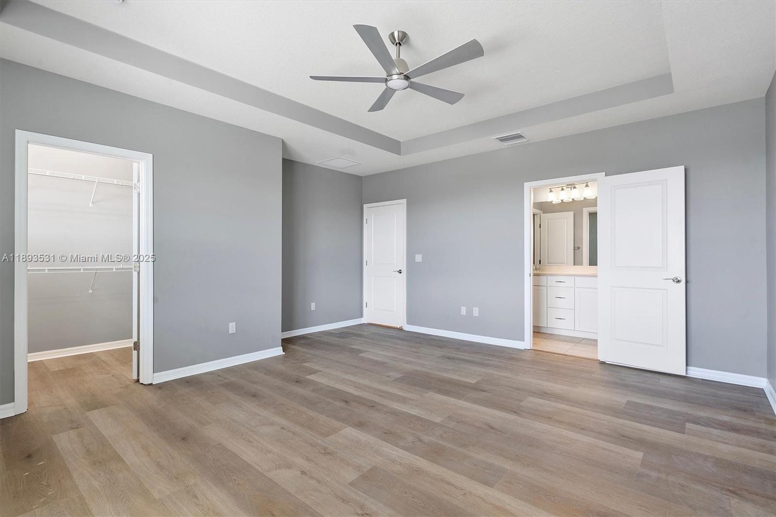 HILLCREST COUNTRY CLUB SO - Residential Lease