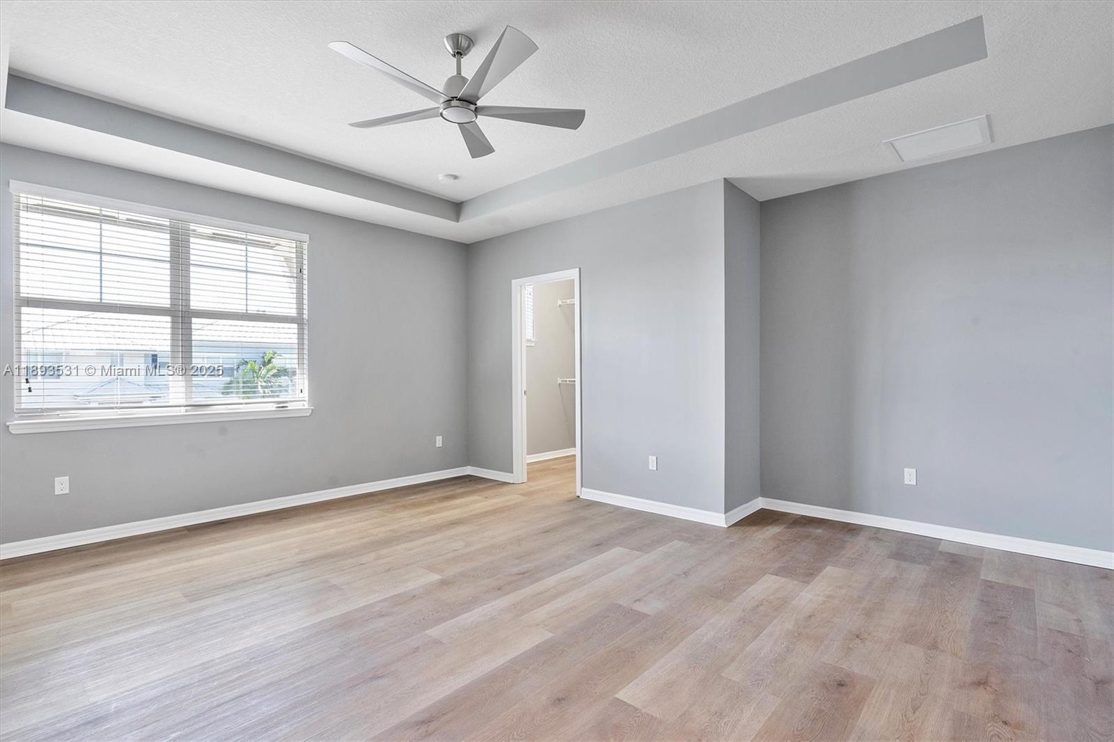 HILLCREST COUNTRY CLUB SO - Residential Lease