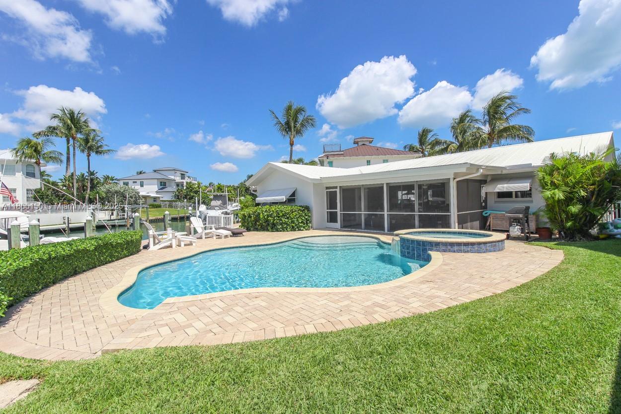 WATERWAY VILLAGE - Residential