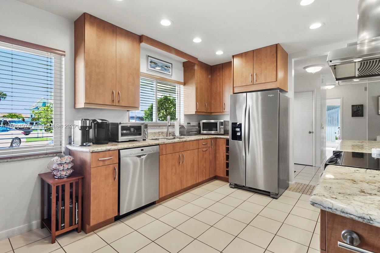 WATERWAY VILLAGE - Residential