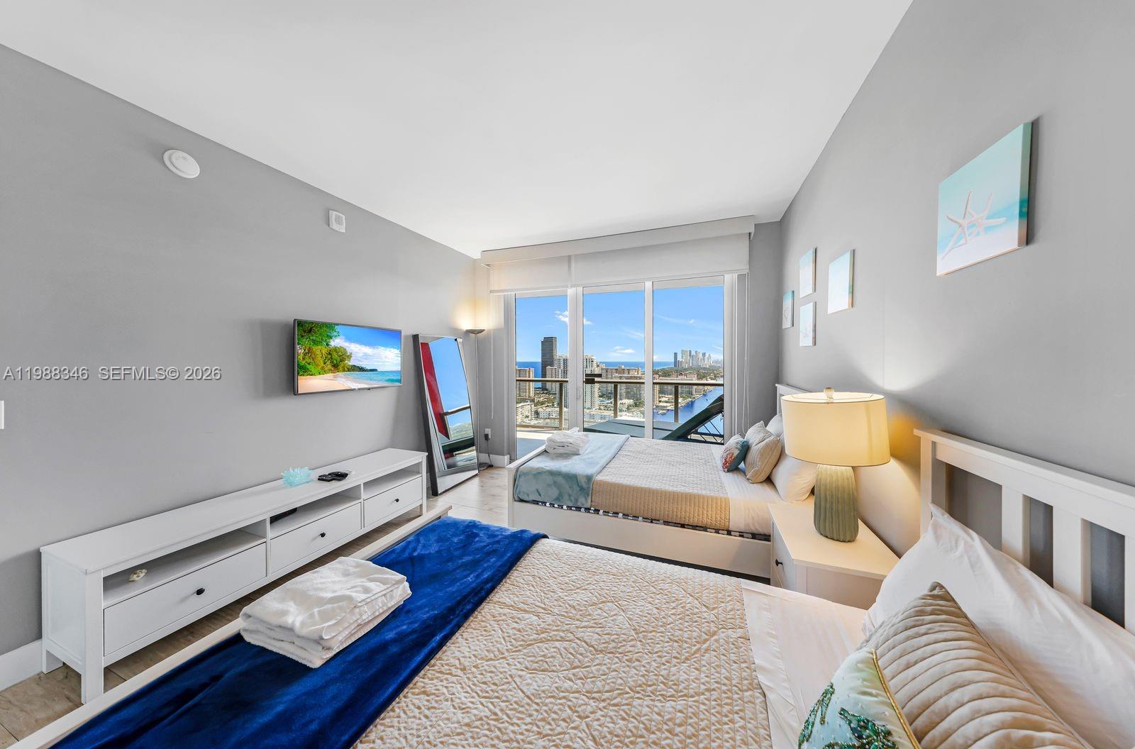 BEACHWALK CONDOMINIUM - Residential