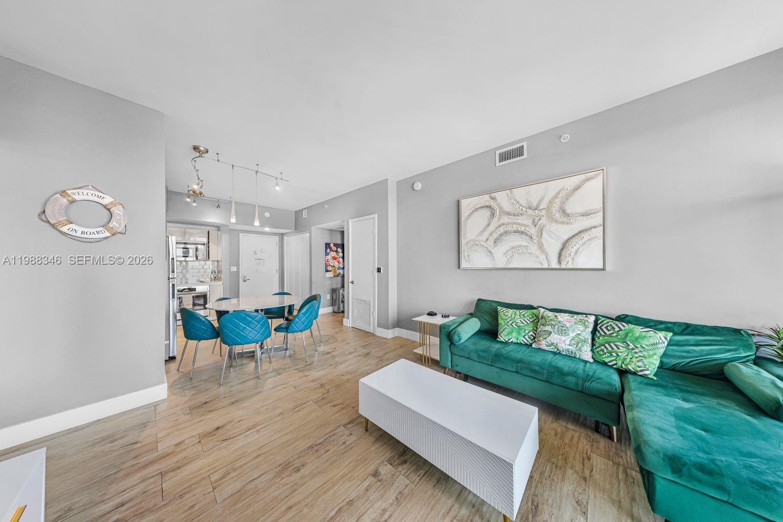 BEACHWALK CONDOMINIUM - Residential