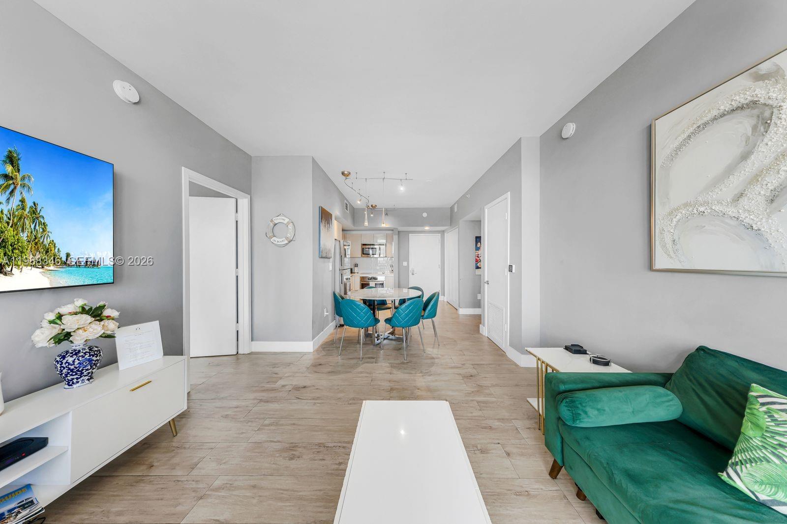 BEACHWALK CONDOMINIUM - Residential