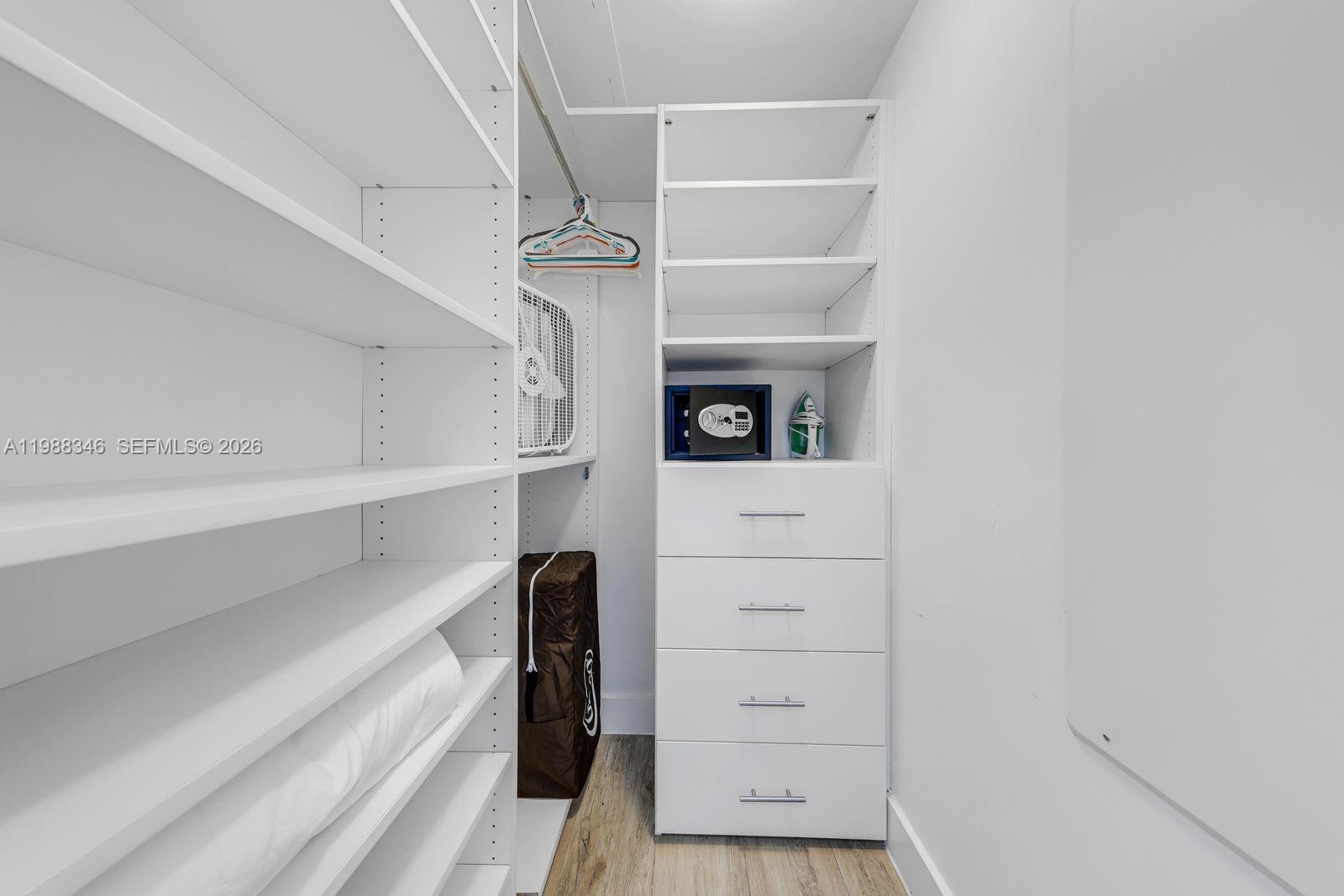 BEACHWALK CONDOMINIUM - Residential