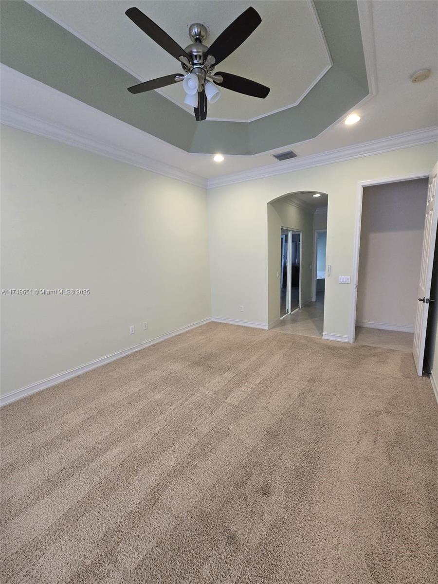 VALENCIA POINTE 3 - Residential