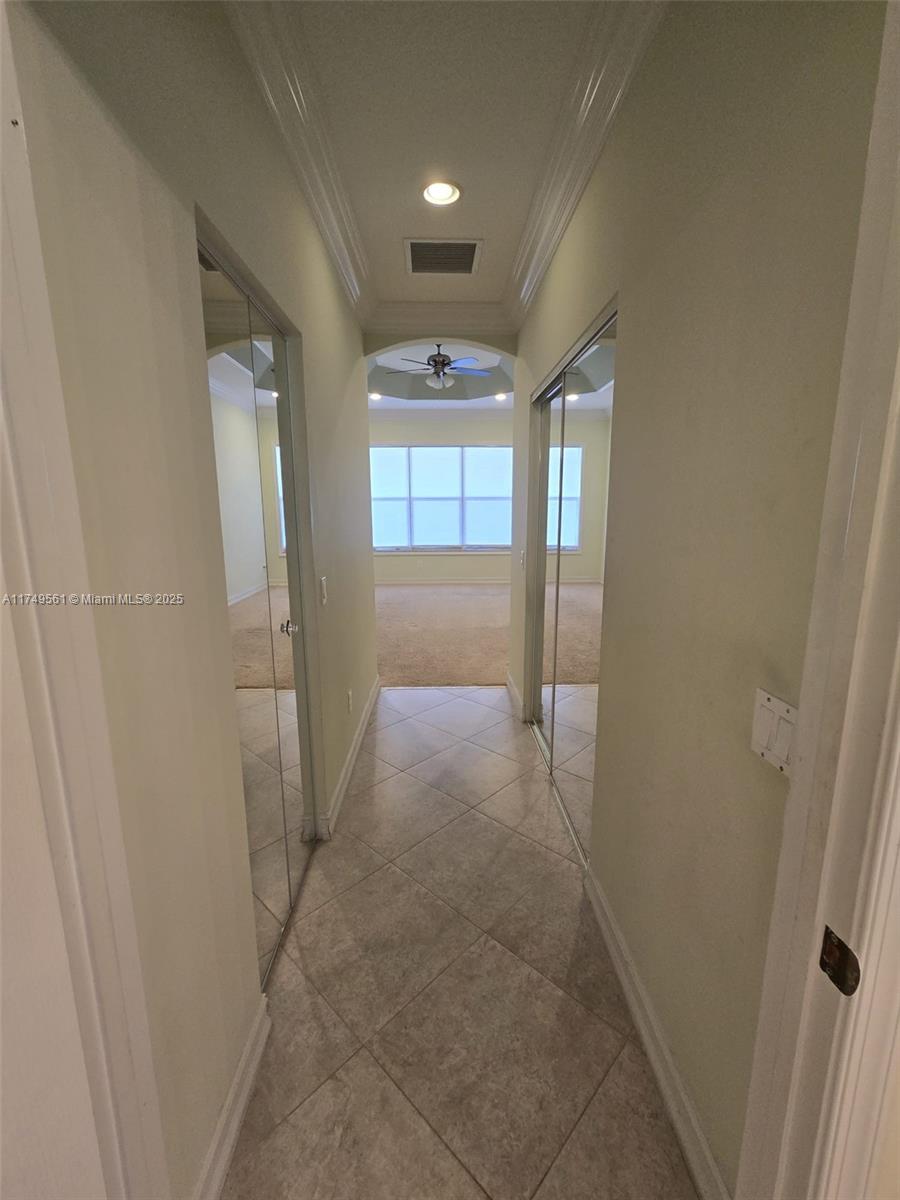 VALENCIA POINTE 3 - Residential