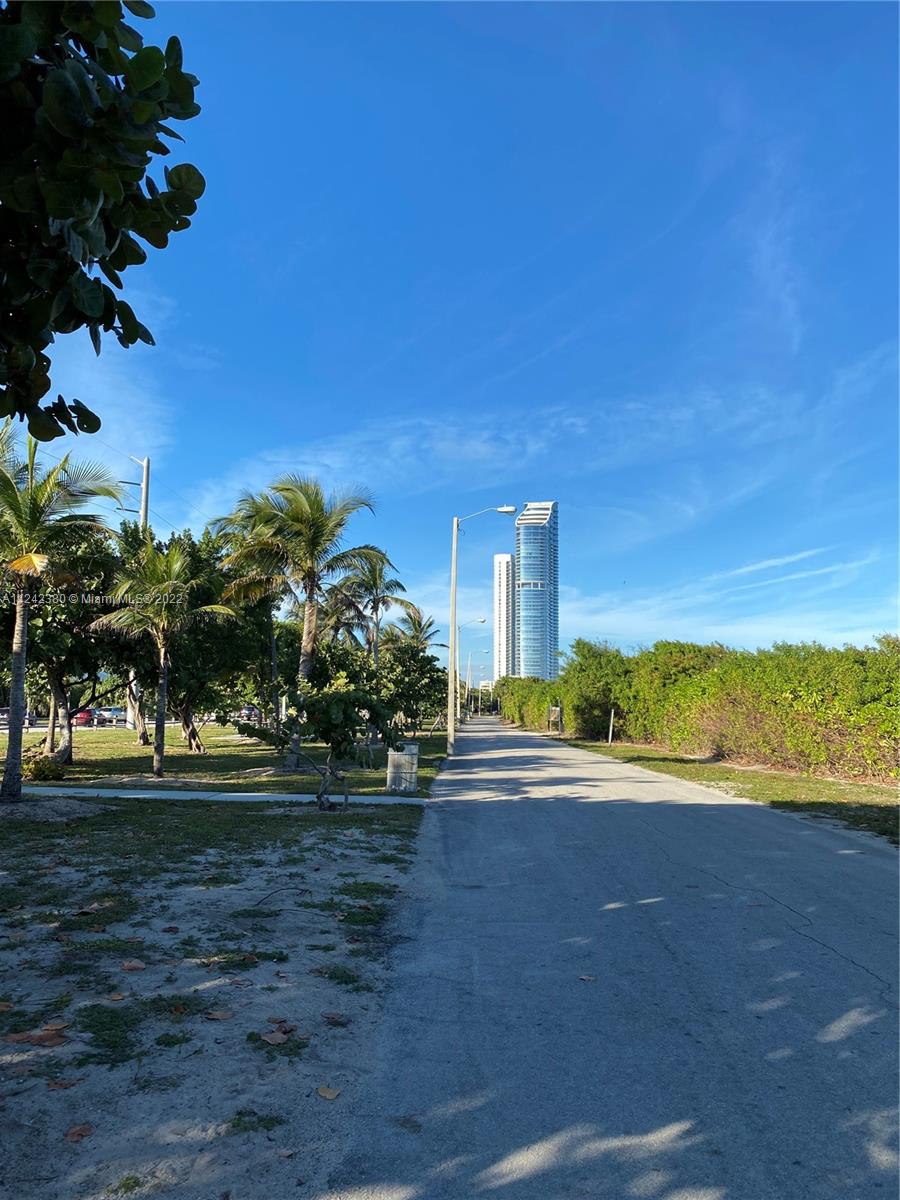 TDR TOWER III CONDO - Residential