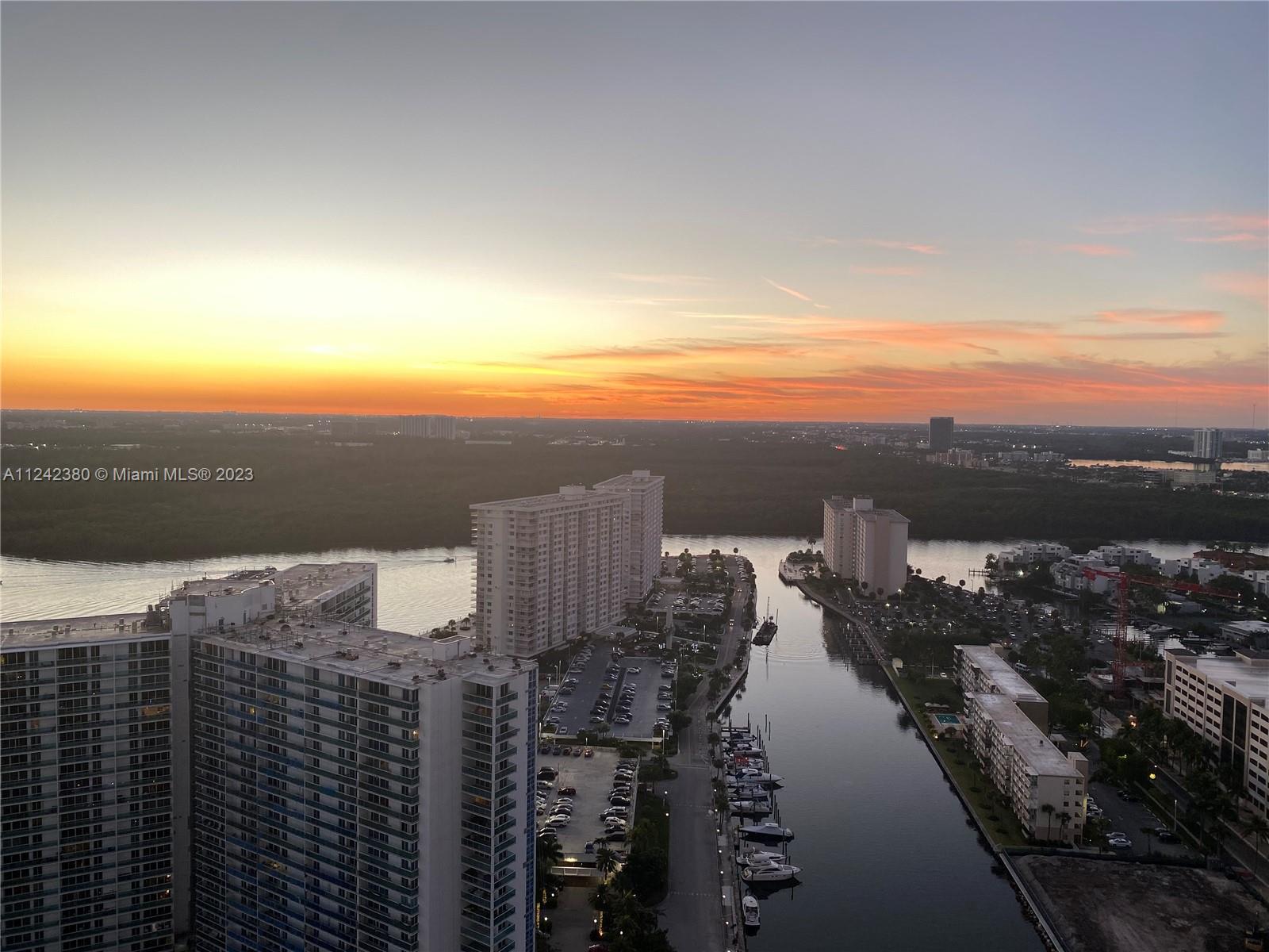 TDR TOWER III CONDO - Residential