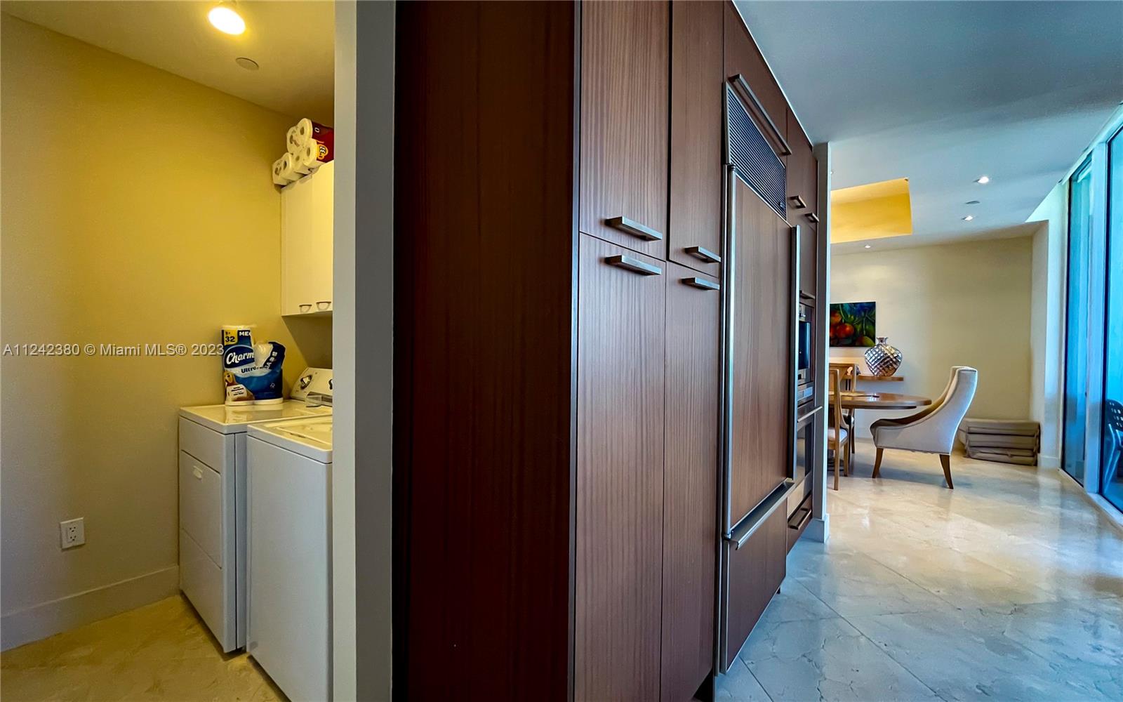 TDR TOWER III CONDO - Residential