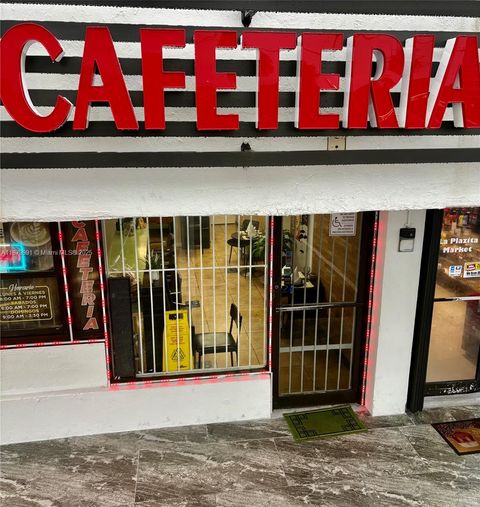1095 W 29th St Hialeah FL 33012