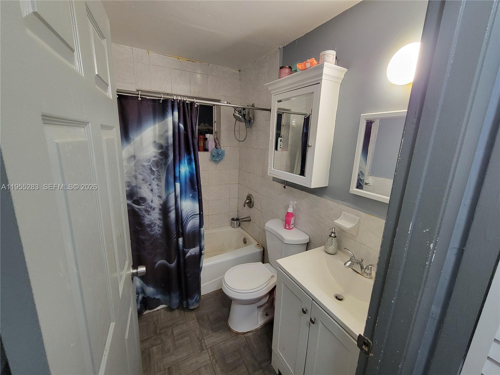 NEWPORT - Residential Income