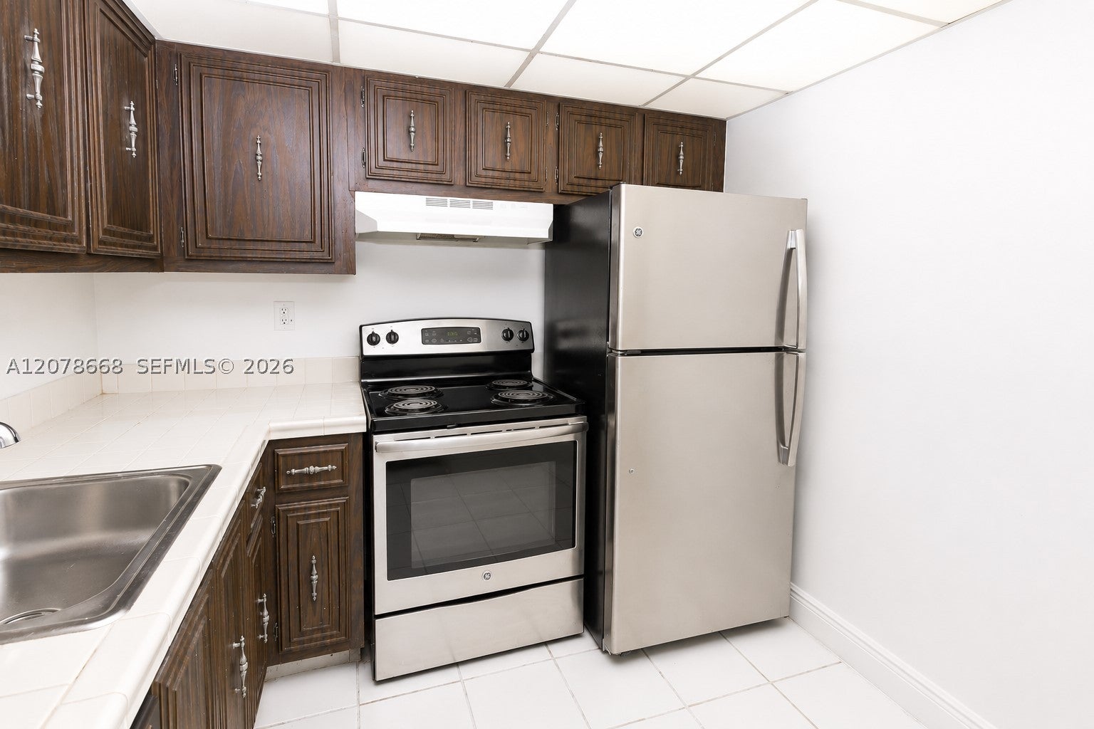 486 NW 165th St Rd B-301