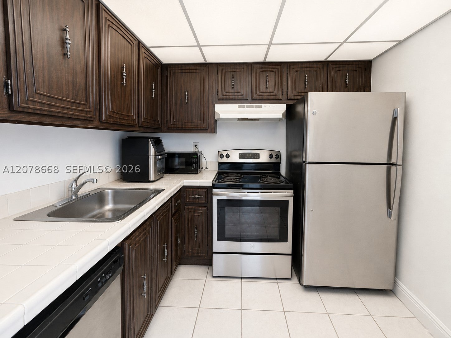 486 NW 165th St Rd B-301