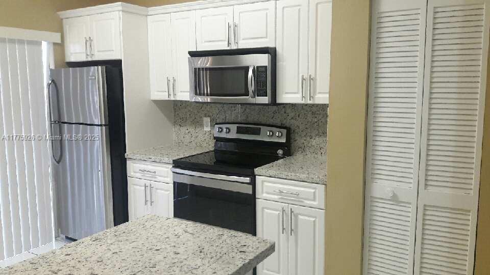Rental Property at 7040 Nw 173 Dr 1702, Miami, Broward County, Florida - Bedrooms: 2 
Bathrooms: 2  - $2,299 MO.