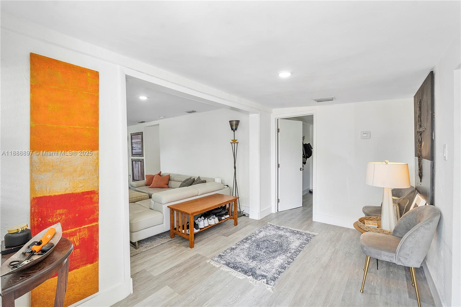 36TH ST MANOR - Residential