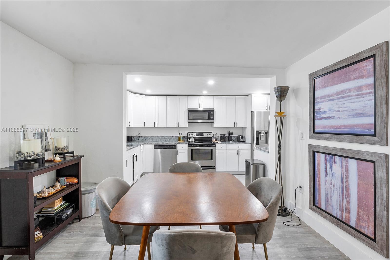 36TH ST MANOR - Residential