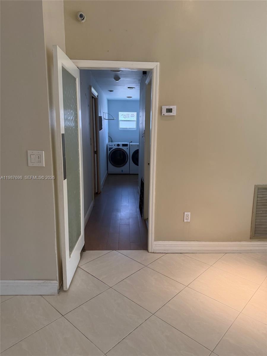 LAS PALMAS CONDO 9/5 - Residential