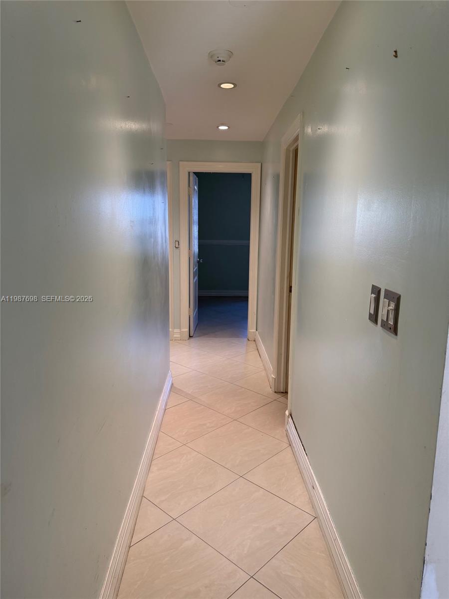 LAS PALMAS CONDO 9/5 - Residential