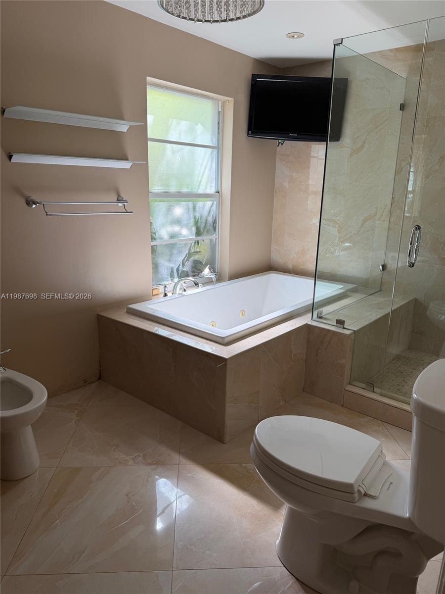 LAS PALMAS CONDO 9/5 - Residential