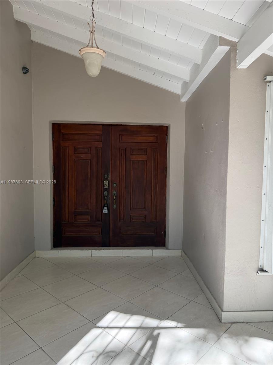 LAS PALMAS CONDO 9/5 - Residential