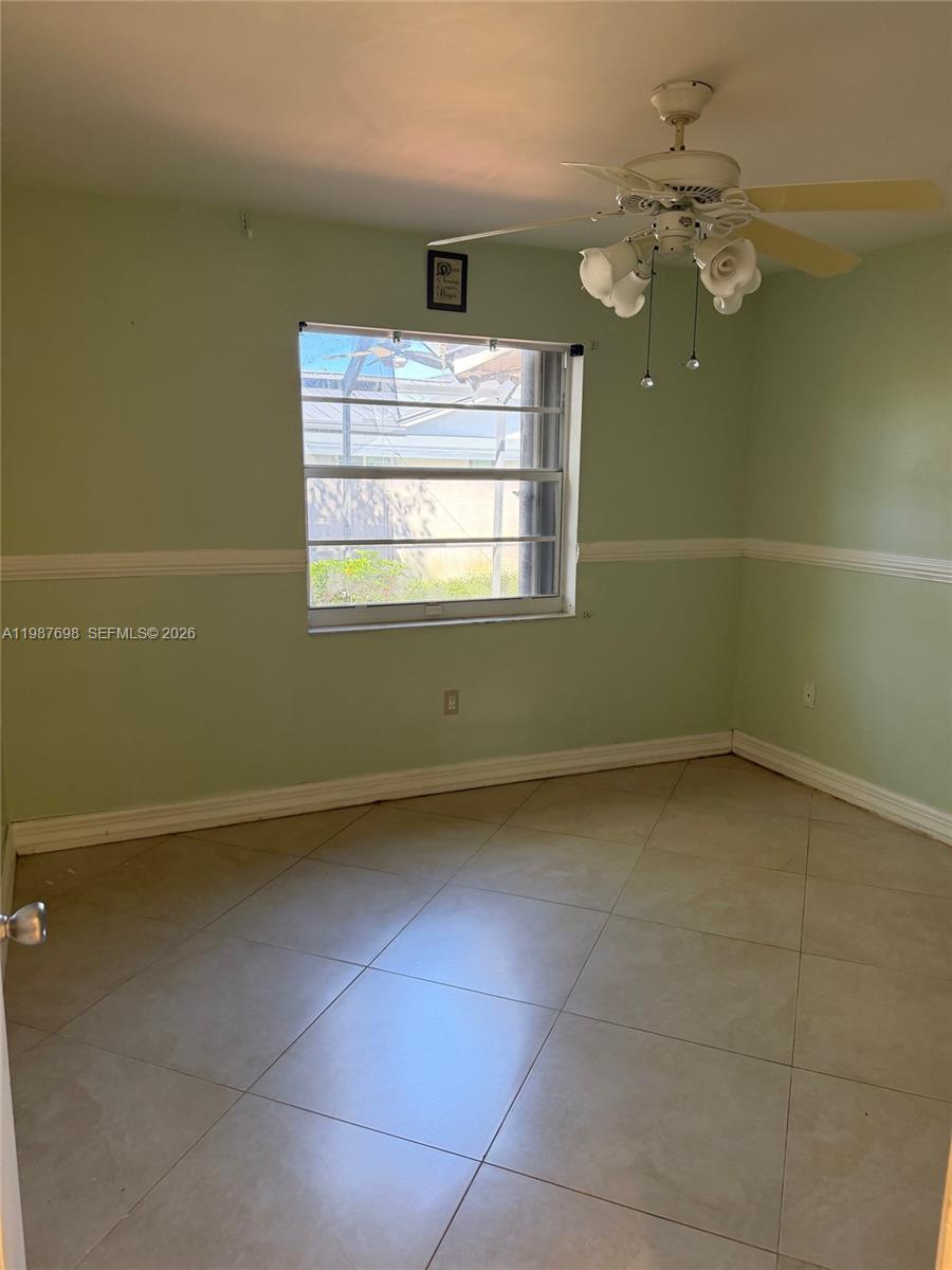 LAS PALMAS CONDO 9/5 - Residential