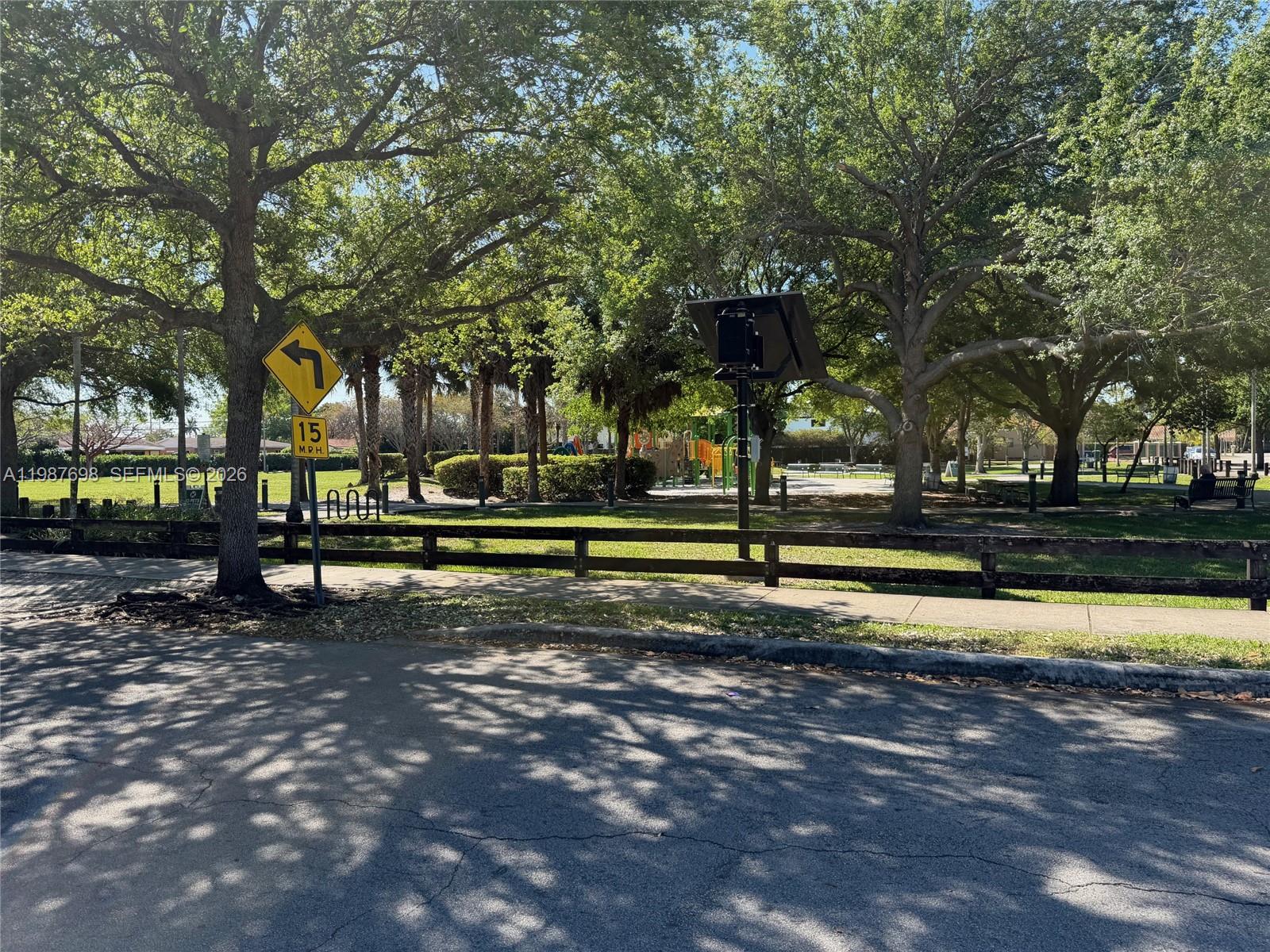 LAS PALMAS CONDO 9/5 - Residential