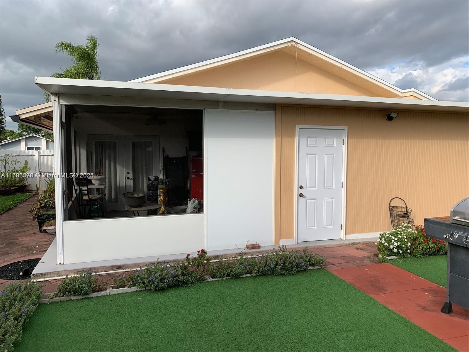 11882 SW 209th Ter