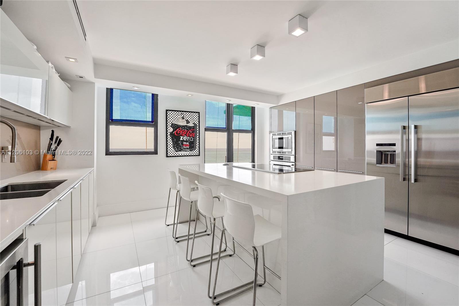 BALMORAL CONDO - Residential
