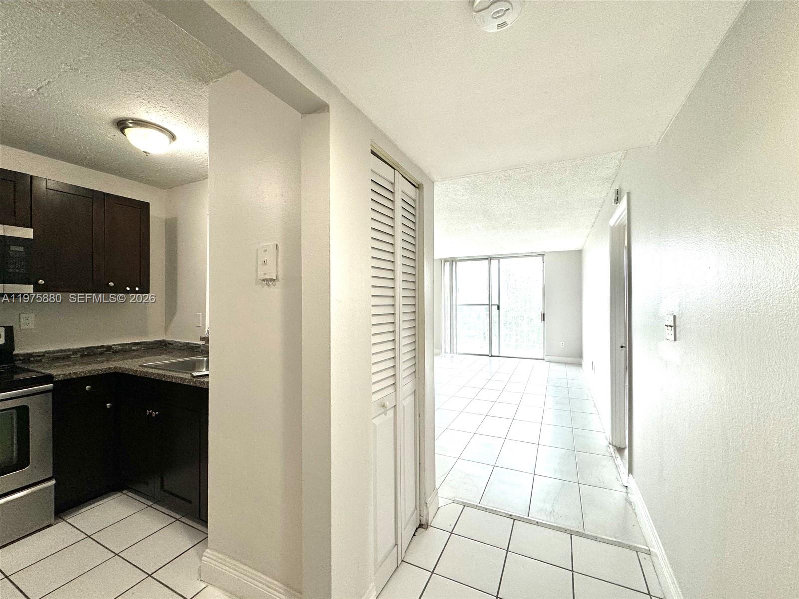 MONTECARLO CONDO - Residential