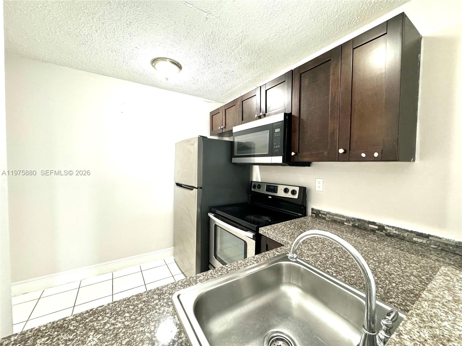 MONTECARLO CONDO - Residential