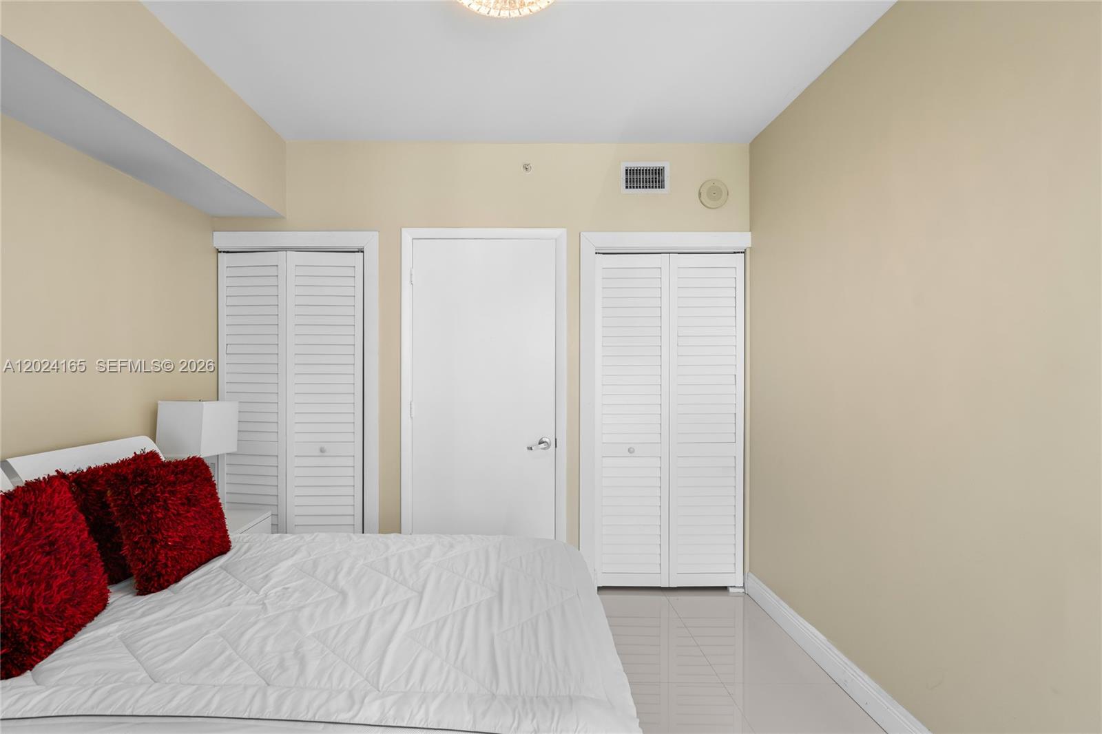 WIND CONDO - Residential