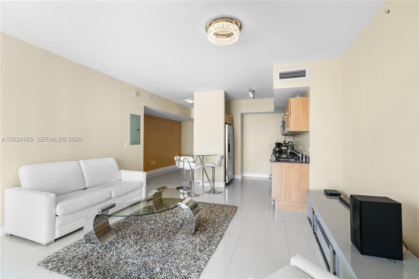 WIND CONDO - Residential