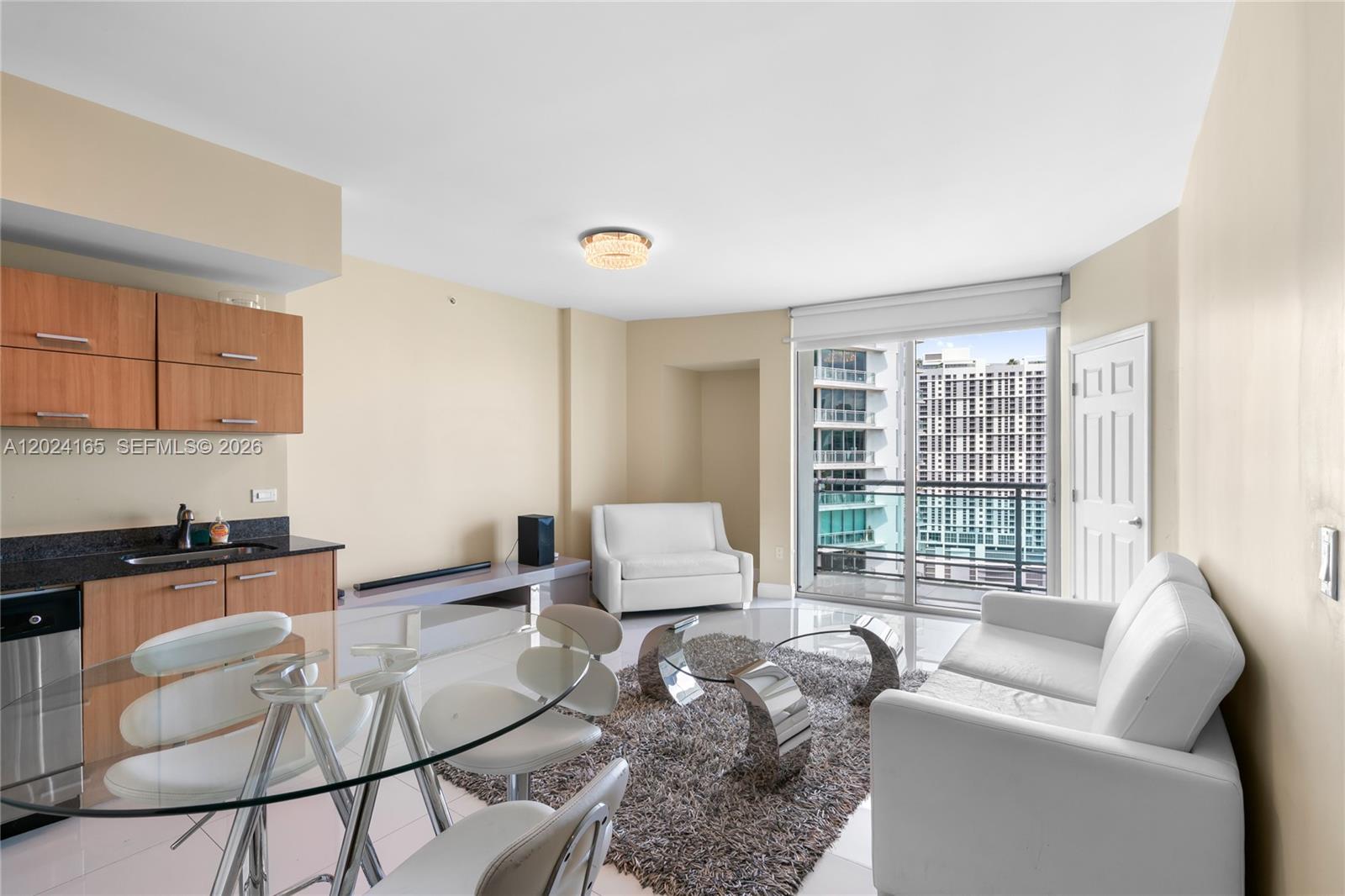 WIND CONDO - Residential