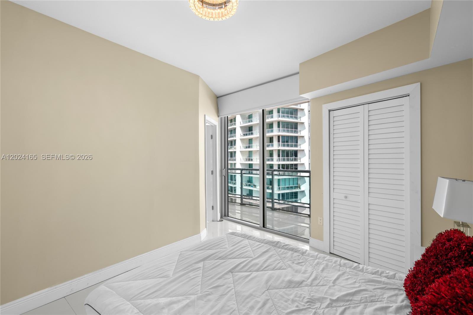 WIND CONDO - Residential
