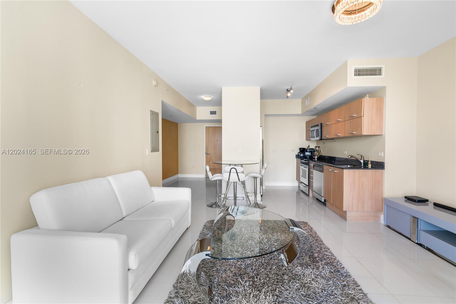 WIND CONDO - Residential