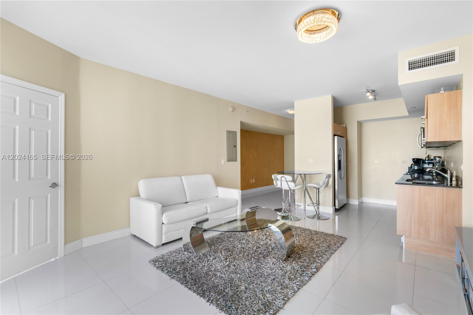 WIND CONDO - Residential