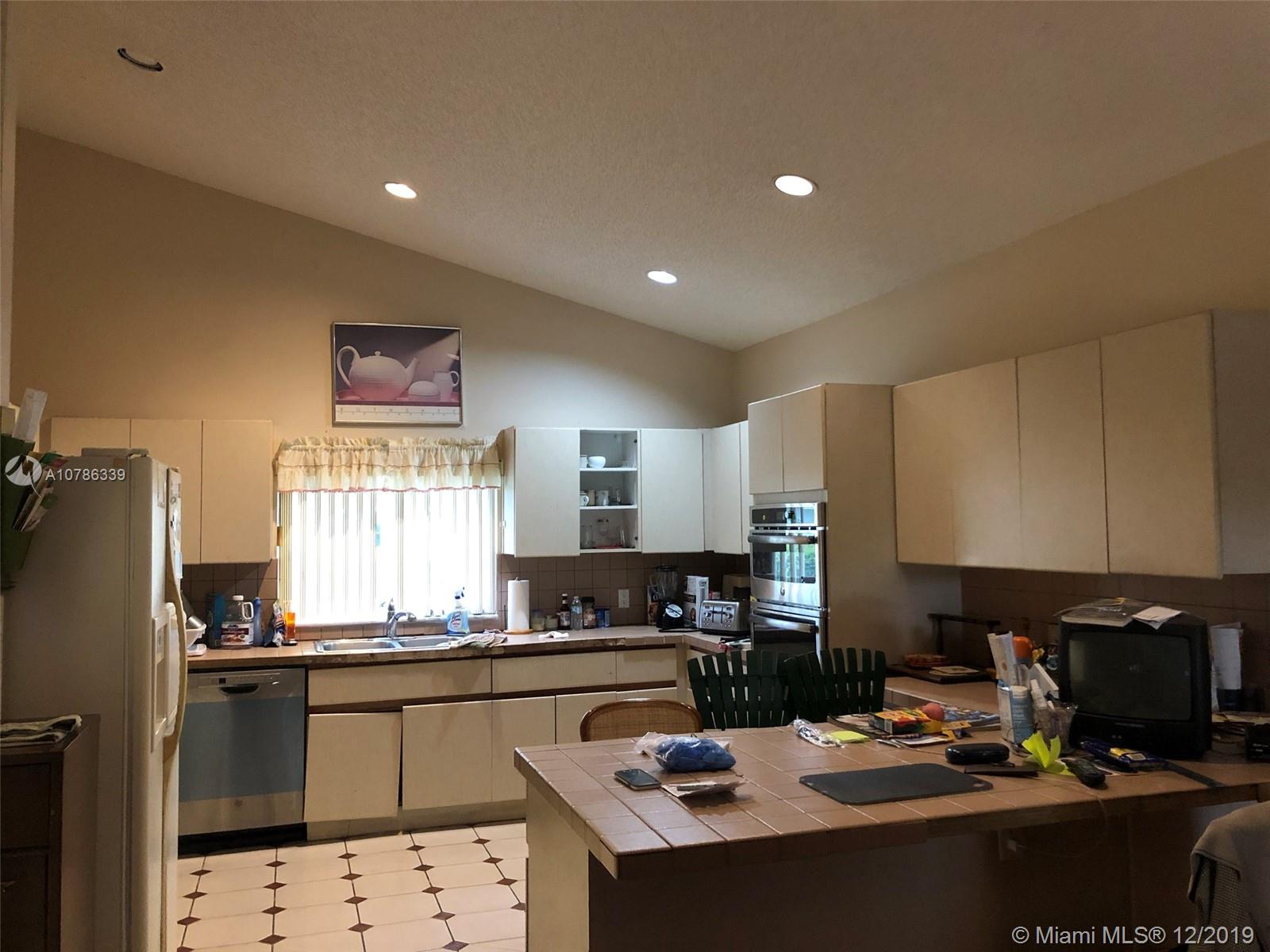 WOODMONT TRACT 72-B - Residential