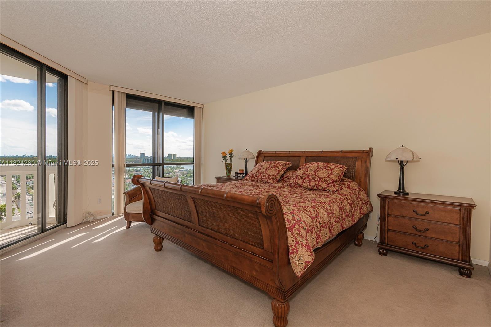 2000 ISL BLVD WILLIAMS IS - Residential Lease