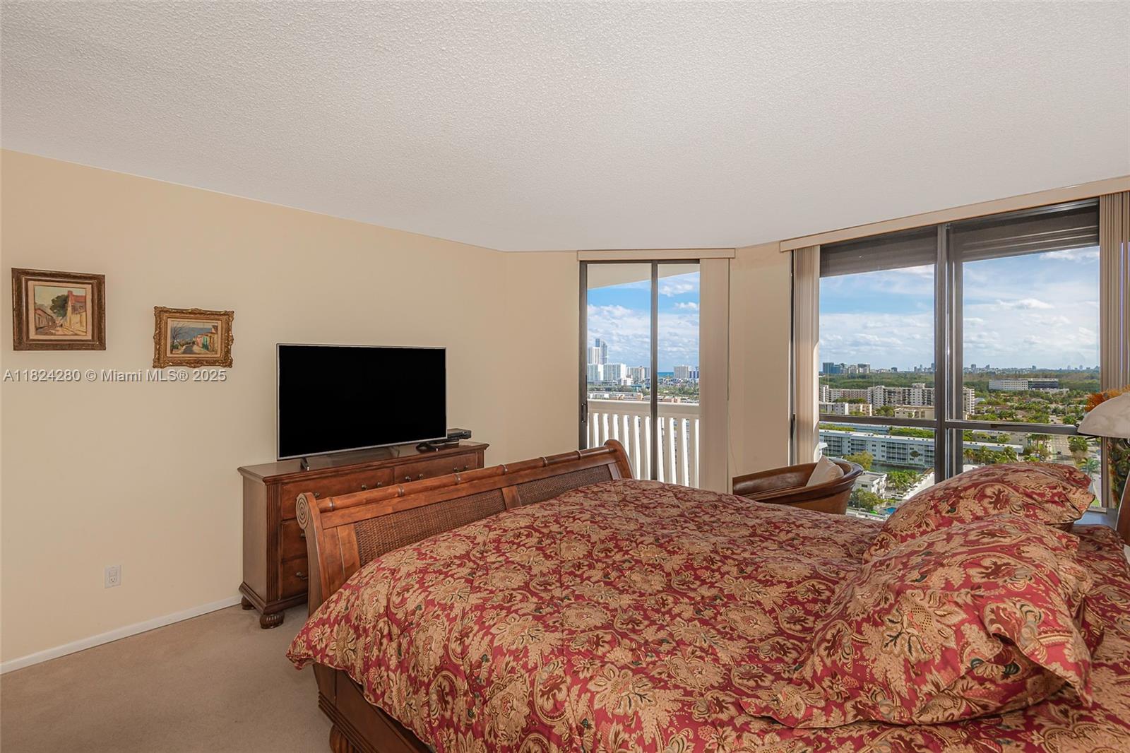 2000 ISL BLVD WILLIAMS IS - Residential Lease