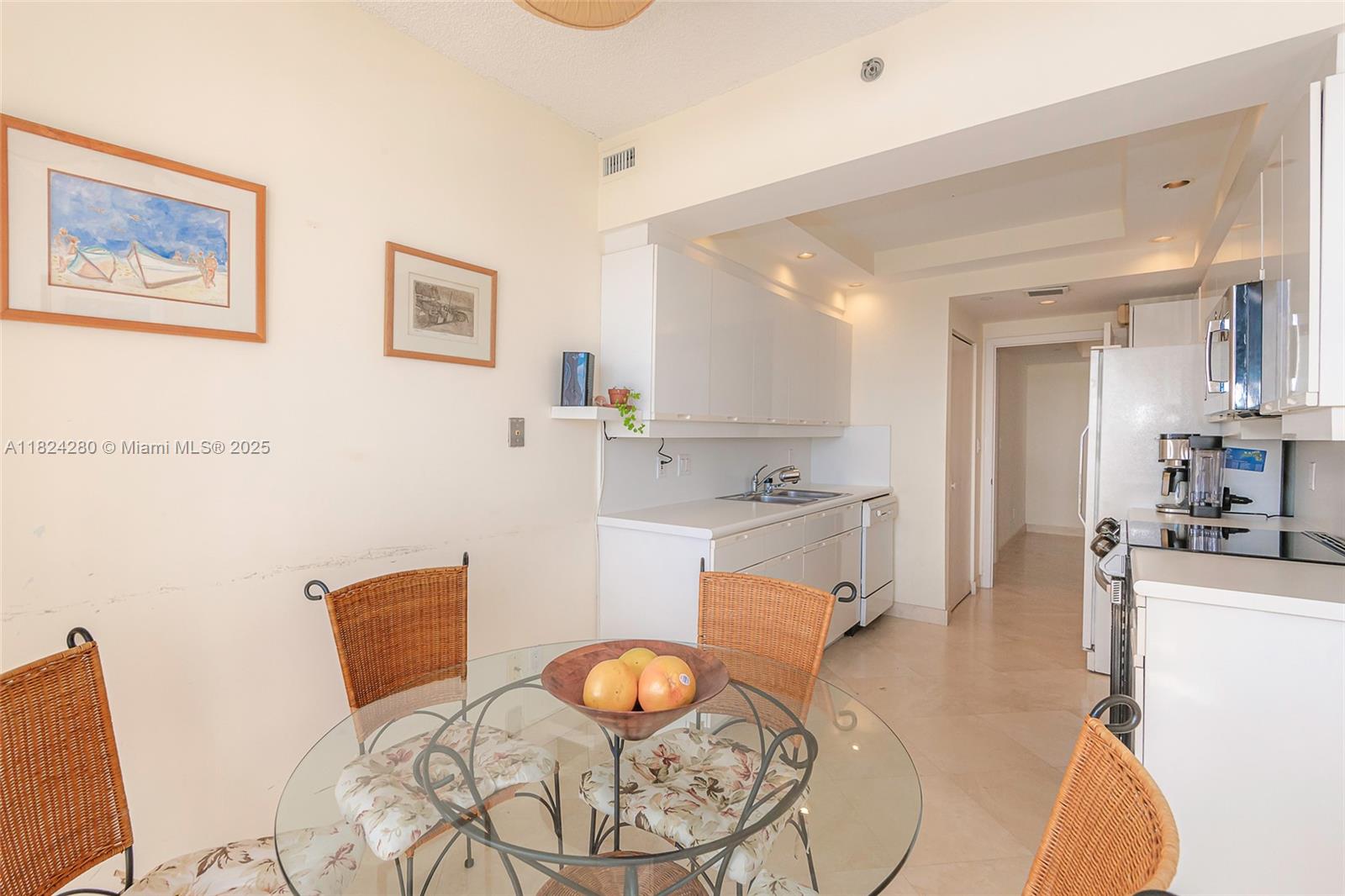 2000 ISL BLVD WILLIAMS IS - Residential Lease