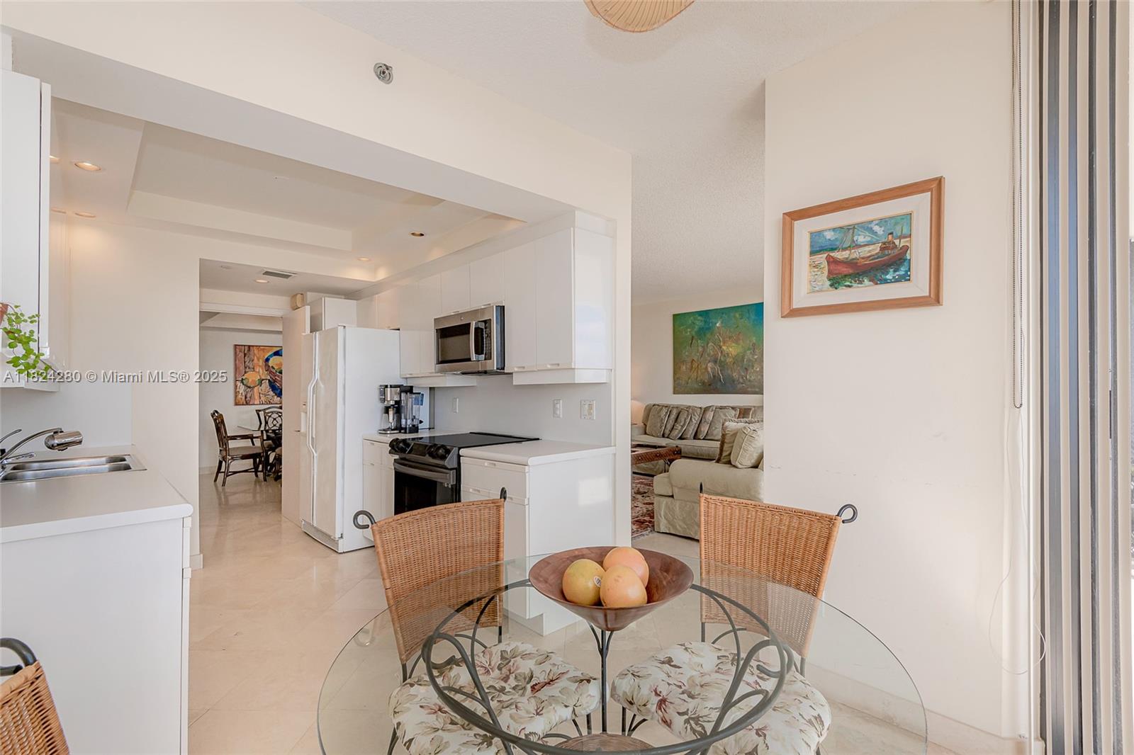 2000 ISL BLVD WILLIAMS IS - Residential Lease