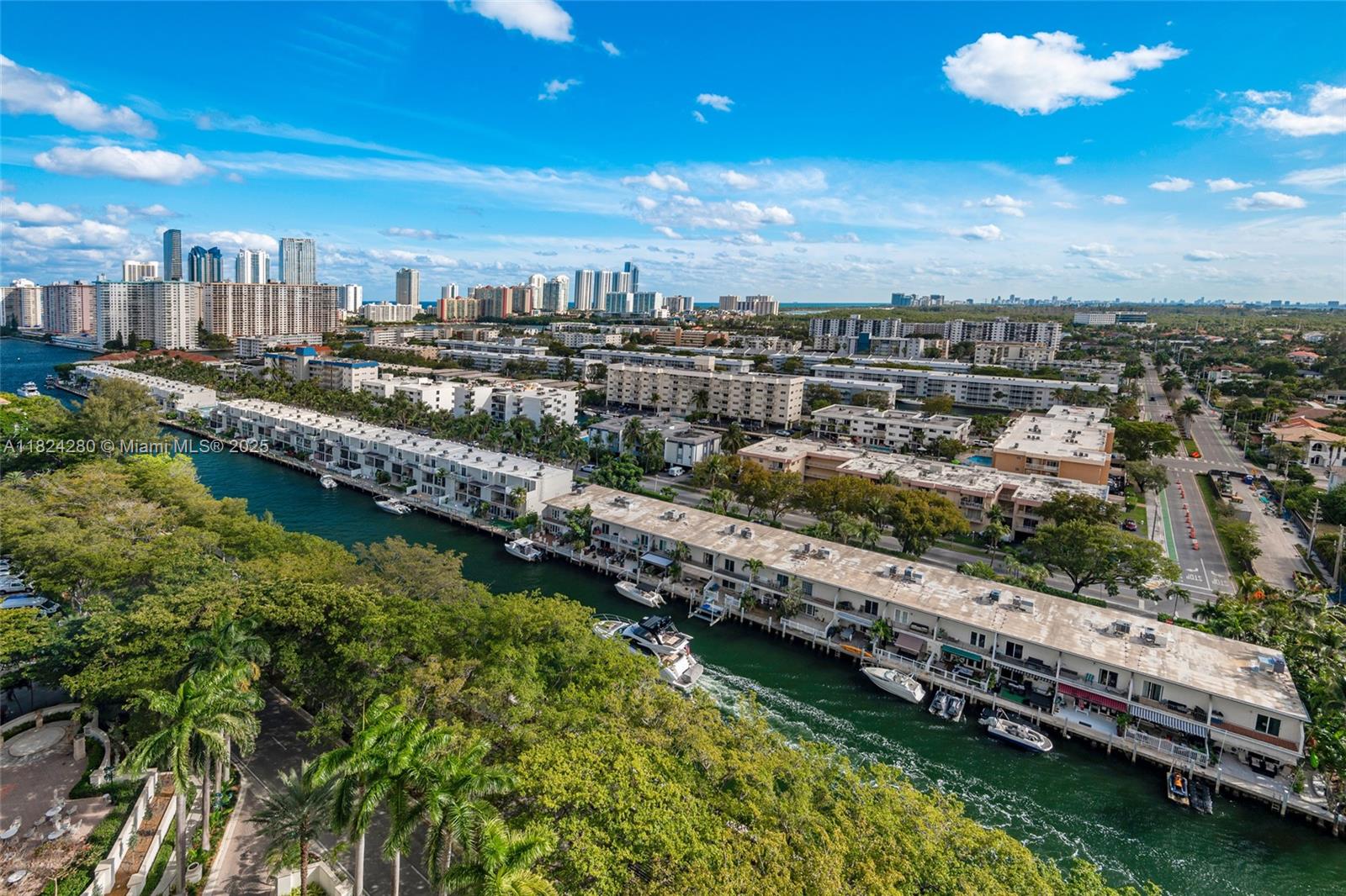 2000 ISL BLVD WILLIAMS IS - Residential Lease