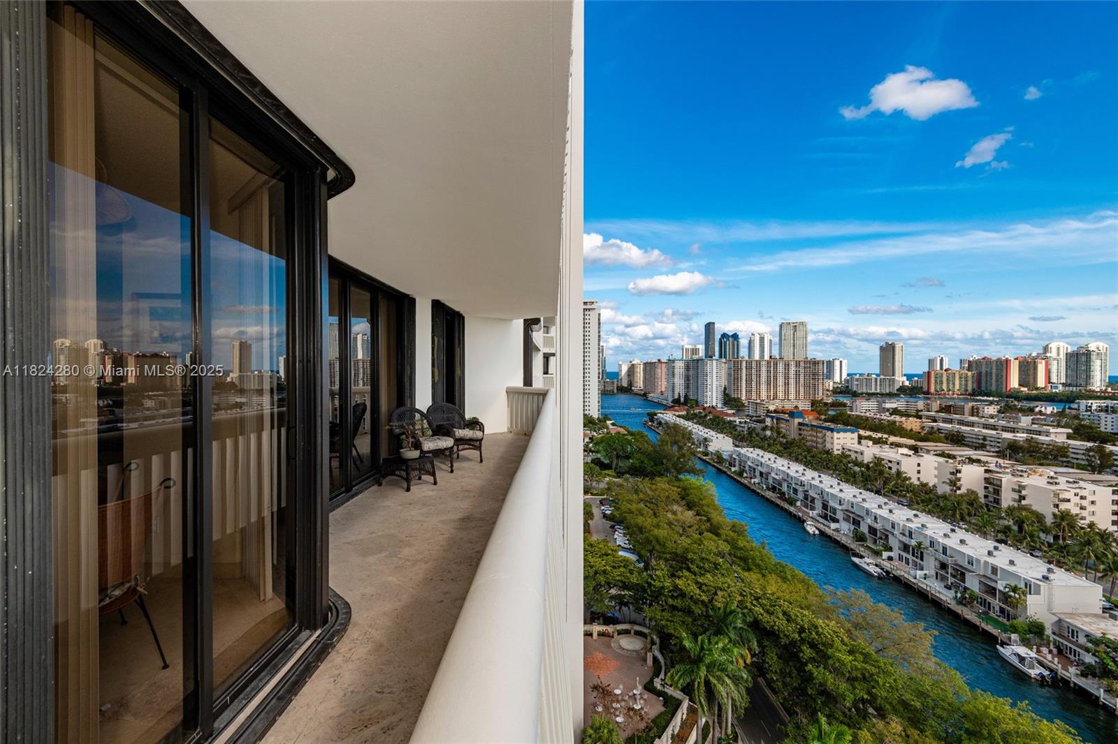 2000 ISL BLVD WILLIAMS IS - Residential Lease